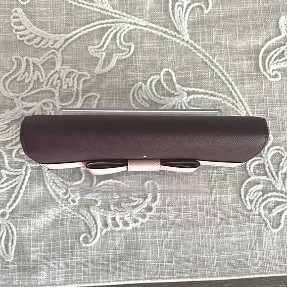 Kate Spade EUC Saffiano Leather Bifold Wallet with Bow Detail - Picture 6 of 14